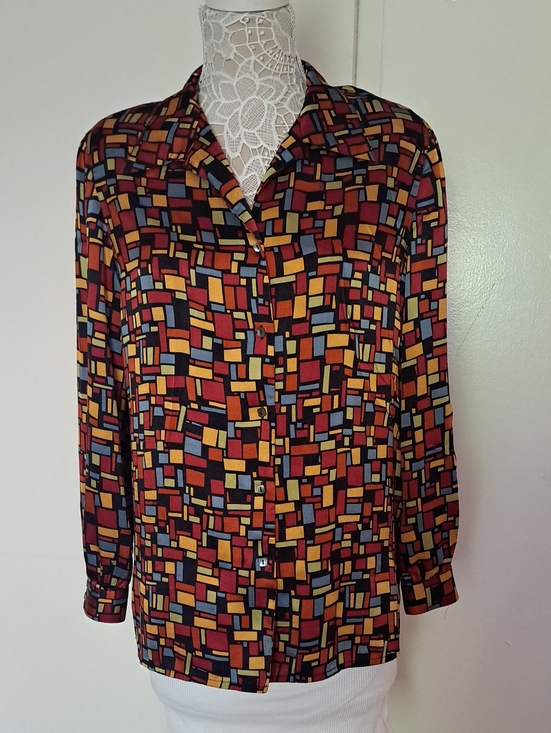 Liz claibore collection Tops - Liz Claiborne Collection 100% Silk Multicolor Geometric Button-Down